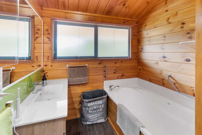 Photo of property in 21a Easton Way, Levin, 5510