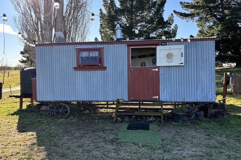 Photo of property in 2 Hill Street, Macraes, Palmerston, 9483