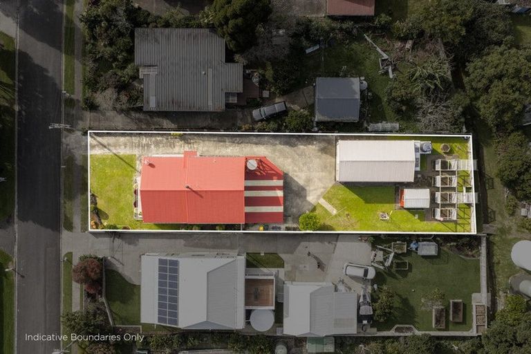 Photo of property in 5 West Crescent, Te Puru, Thames, 3575