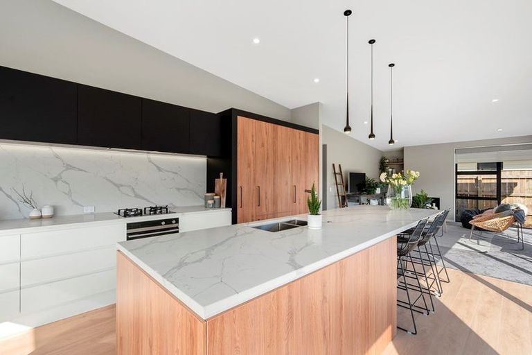 Photo of property in 2 Paioke Street, Waikanae, 5036