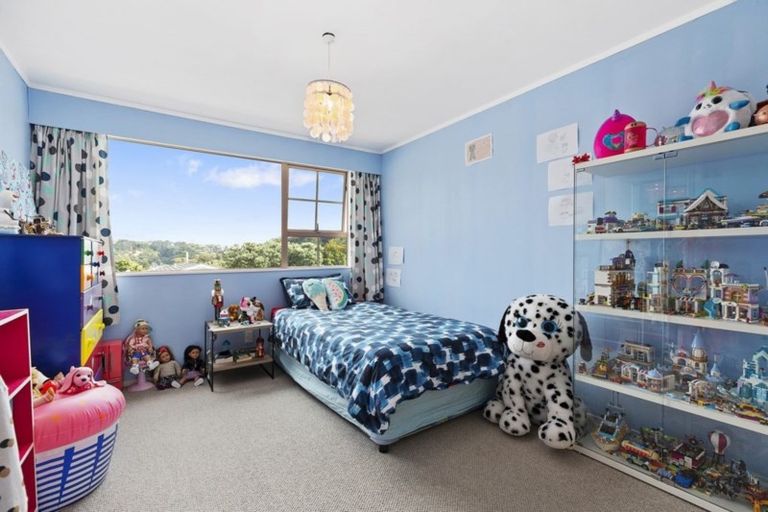Photo of property in 9 The Sounding, Whitby, Porirua, 5024