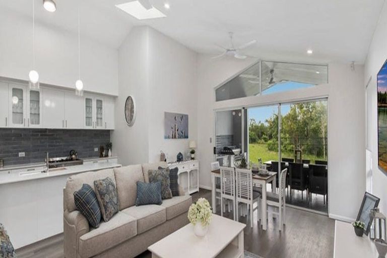 Photo of property in 52 George Street, Riverhead, 0820