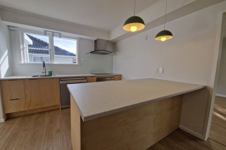 Photo of property in 35 Routley Crescent, Elderslea, Upper Hutt, 5018