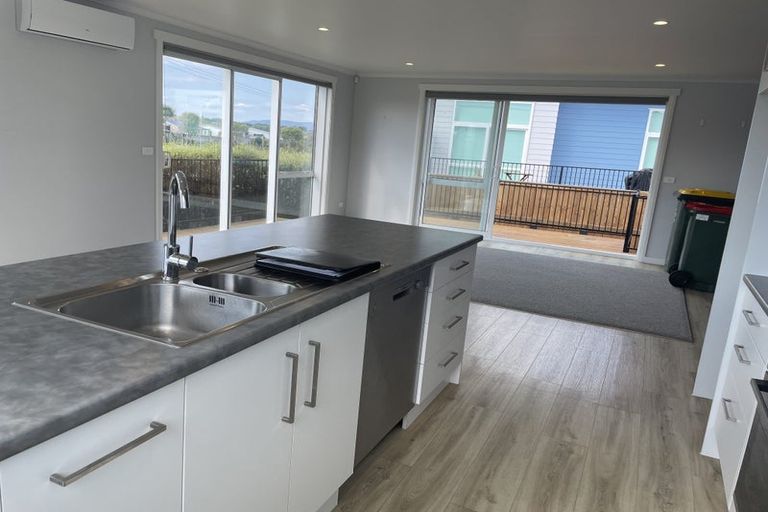 Photo of property in 11 Sandy Place, Waihi Beach, 3611
