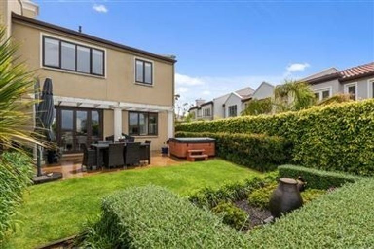 Photo of property in 140 Gills Road, Albany Heights, Auckland, 0632