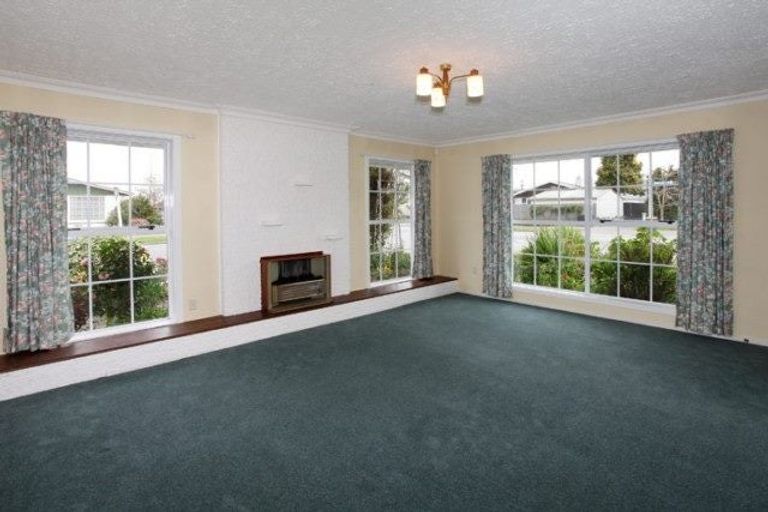 Photo of property in 3 Tudor Avenue, Ilam, Christchurch, 8041