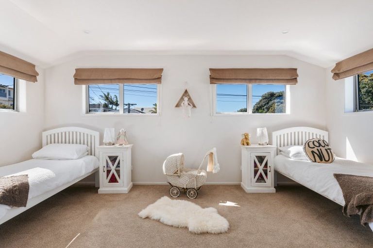 Photo of property in 25 Grove Avenue, Mount Maunganui, 3116