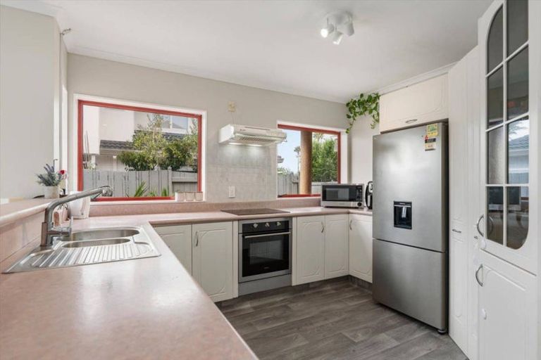 Photo of property in 8 Monterey Key, Papamoa Beach, Papamoa, 3118