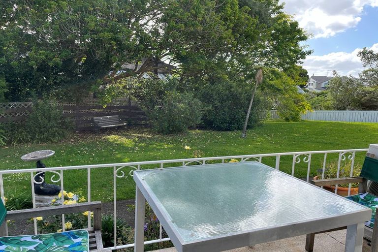 Photo of property in 15 Heaphy Lane, Paerata, 2124
