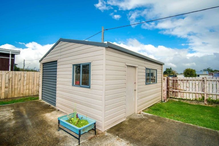 Photo of property in 91 Derby Street, Westport, 7825