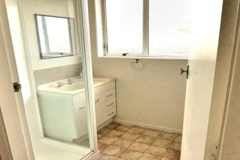 Photo of property in 2/16 Seymour Street, Hornby, Christchurch, 8042