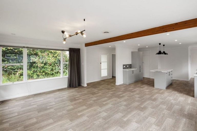 Photo of property in 86 Grey Street, Cambridge, 3434