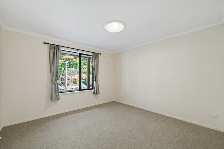 Photo of property in 58 Arrowsmith Road, Waitakere, Henderson, 0782