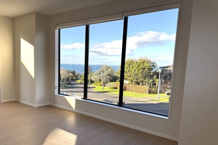 Photo of property in 1c Sandford Street, Campbells Bay, Auckland, 0630