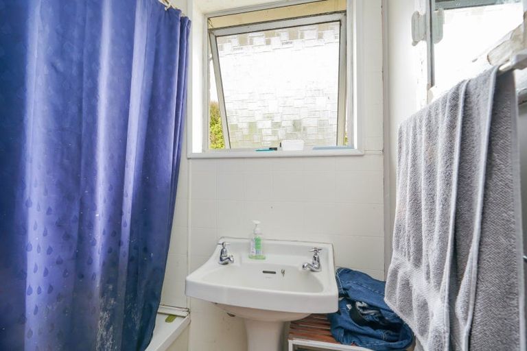 Photo of property in 8 Burns Street, Kew, Invercargill, 9812