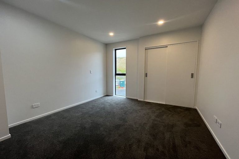 Photo of property in 28 Holystone Road, Whitby, Porirua, 5024