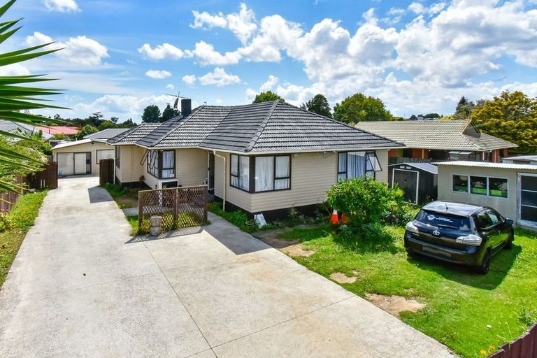 Photo of property in 48 Gray Avenue, Mangere East, Auckland, 2024