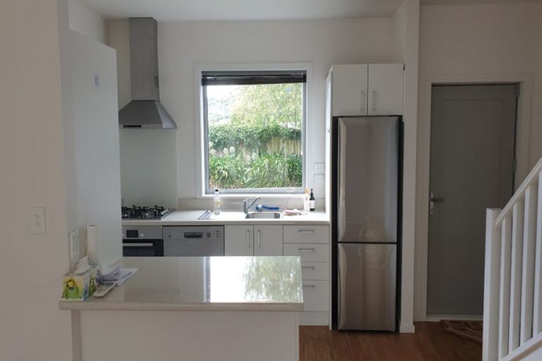 Photo of property in 10/32u Dr Taylor Terrace, Johnsonville, Wellington, 6037