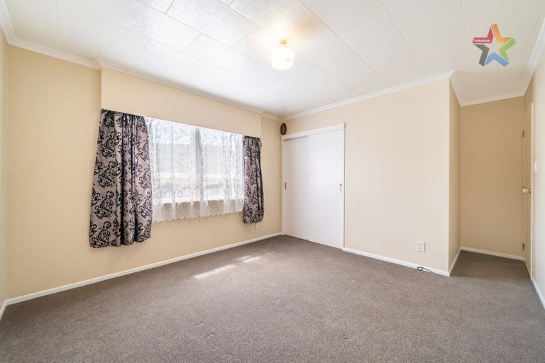 Photo of property in 20 Manurewa Grove, Wainuiomata, Lower Hutt, 5014