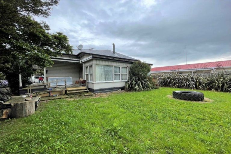 Photo of property in 2 Hamlet Street, Dannevirke, 4930