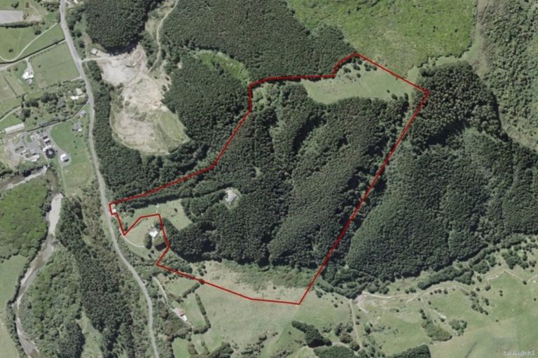 Photo of property in 55 Reikorangi Road, Waikanae, 5391