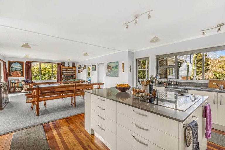 Photo of property in 9 Pukearuhe Road, Mimi, Urenui, 4377