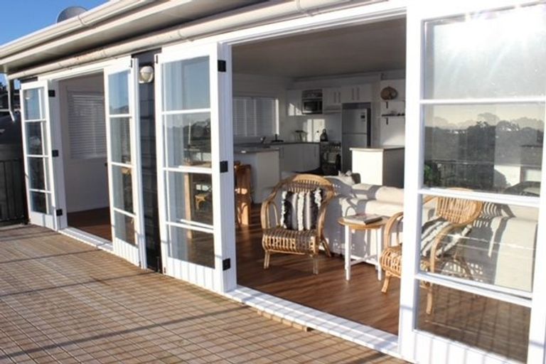 Photo of property in 117b Parakawai Road, Mahia, 4198