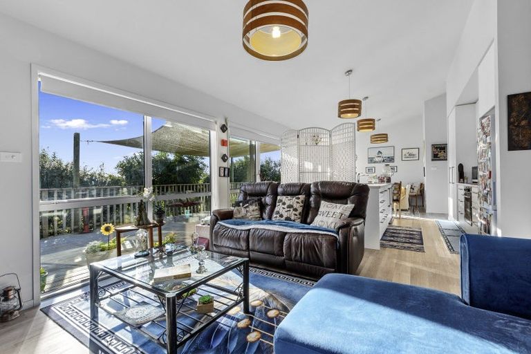 Photo of property in 2/21 Sardinia Rise, Bethlehem, Tauranga, 3110