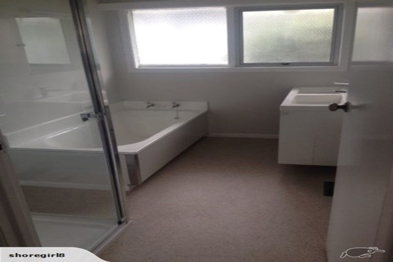 Photo of property in 190 Hurstmere Road, Takapuna, Auckland, 0622
