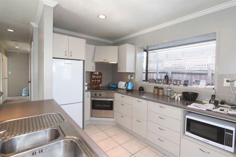 Photo of property in 26 Kirsten Place, Parklands, Christchurch, 8083