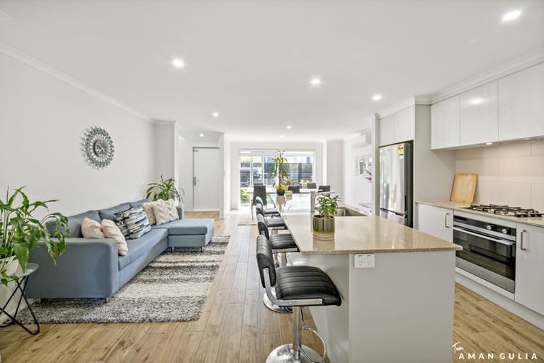 Photo of property in 1106/8 Lakewood Court, Manukau, Auckland, 2104