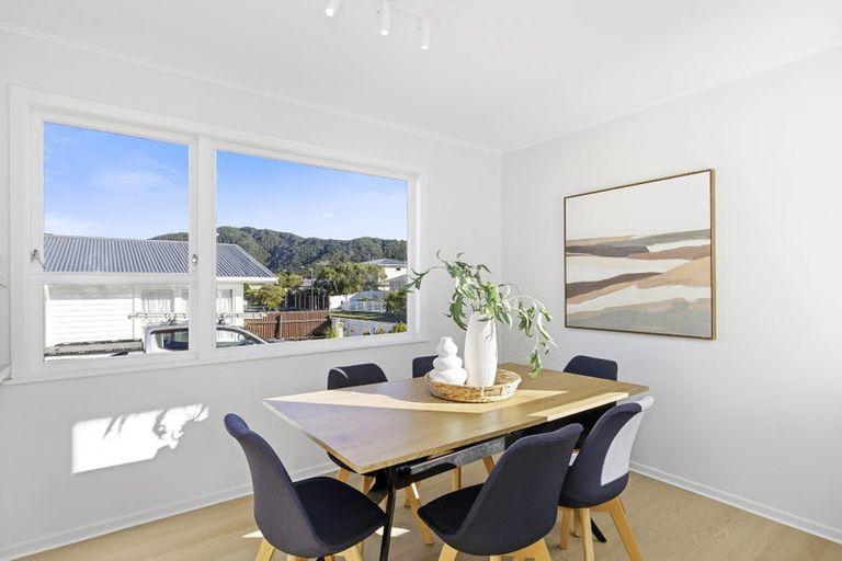 Photo of property in 40 Momona Street, Wainuiomata, Lower Hutt, 5014