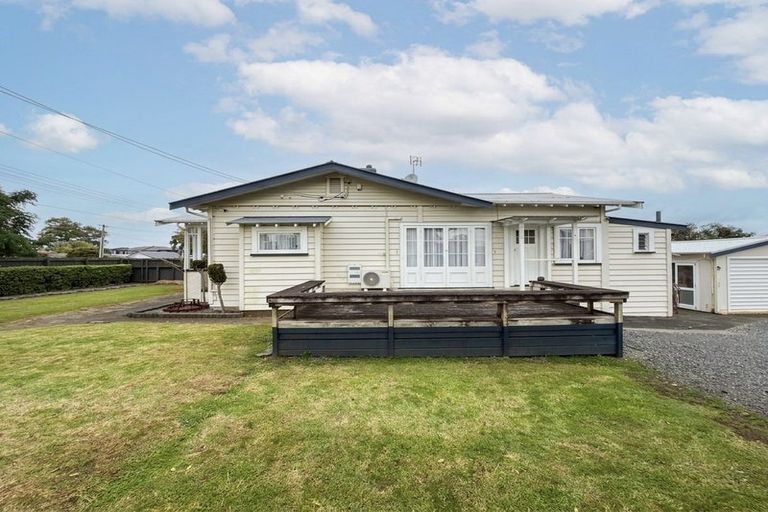 Photo of property in 33a Gloucester Road, Manurewa, Auckland, 2102