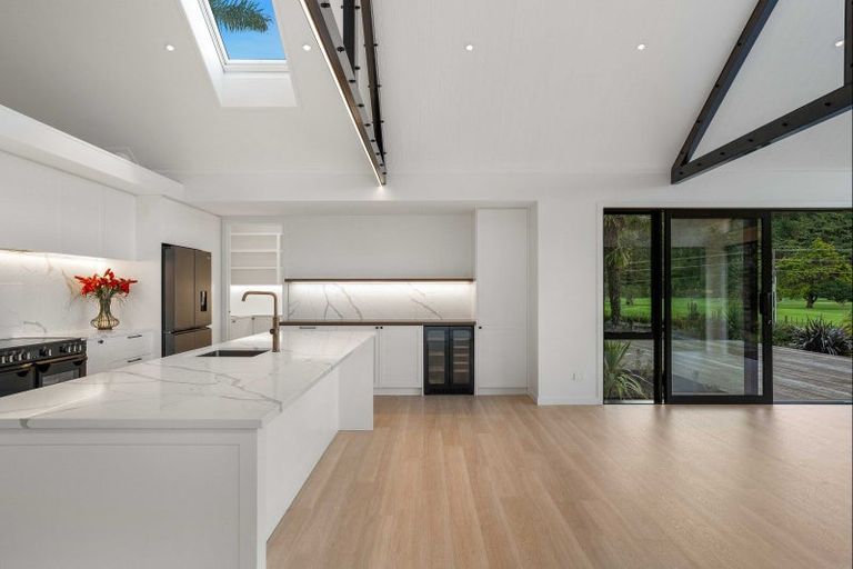 Photo of property in 20 Titoki Lane, Whangamata, 3691