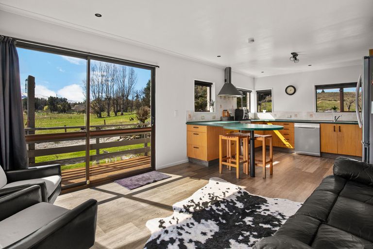 Photo of property in 16 Waipuna Road, Springvale, Alexandra, 9391