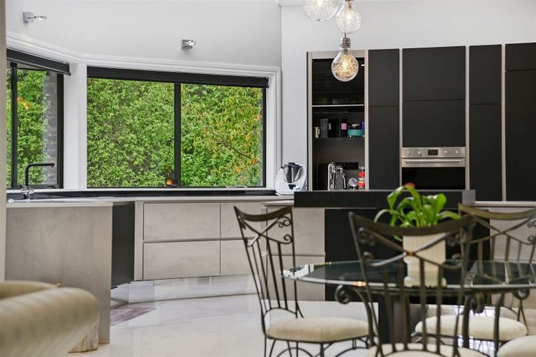 Photo of property in 127 Regent's Park Drive, Casebrook, Christchurch, 8051