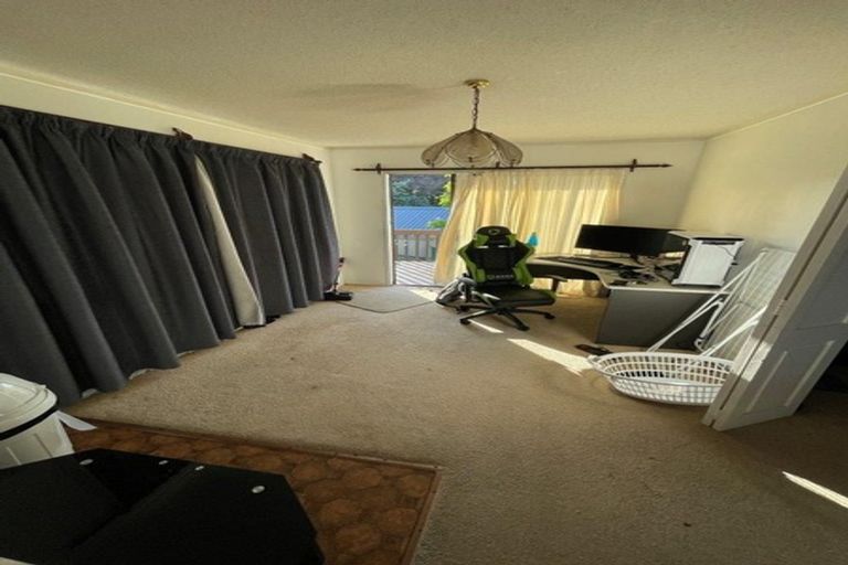Photo of property in 45 Murvale Drive, Bucklands Beach, Auckland, 2014