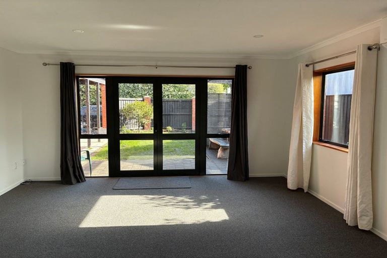 Photo of property in 82a Idris Road, Fendalton, Christchurch, 8052