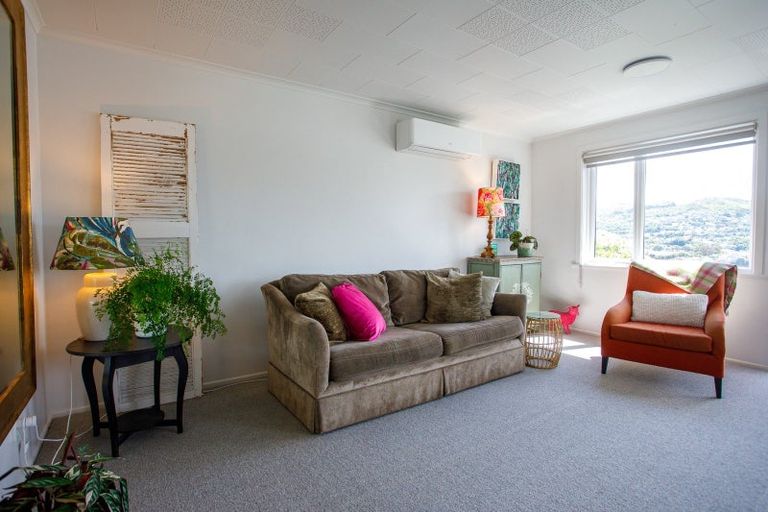 Photo of property in 8a Sheridan Terrace, Johnsonville, Wellington, 6037