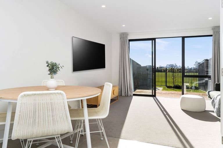 Photo of property in 17a Malaga Crescent, Harewood, Christchurch, 8051