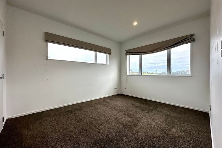 Photo of property in 9 Kaipuke Crescent, Gulf Harbour, Whangaparaoa, 0930