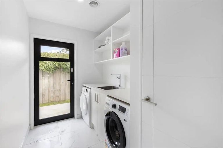 Photo of property in 23 Clonbunny Close, Rolleston, 7614