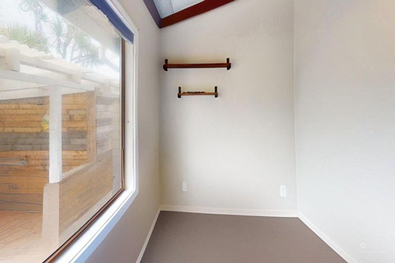 Photo of property in 2b Marine Parade, Otaki Beach, Otaki, 5512