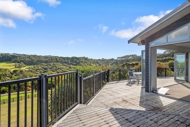 Photo of property in 1355 Old North Road, Helensville, 0875