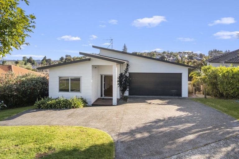 Photo of property in 27 Bayvista Close, Welcome Bay, Tauranga, 3112