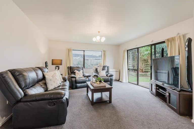 Photo of property in 73 Glen Lynne Avenue, Queenwood, Hamilton, 3210