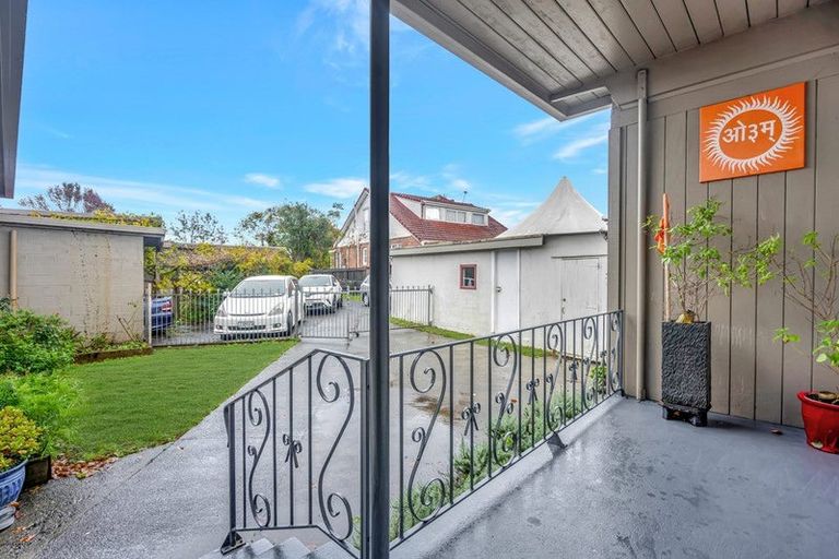 Photo of property in 2/40 Churchill Avenue, Manurewa, Auckland, 2102