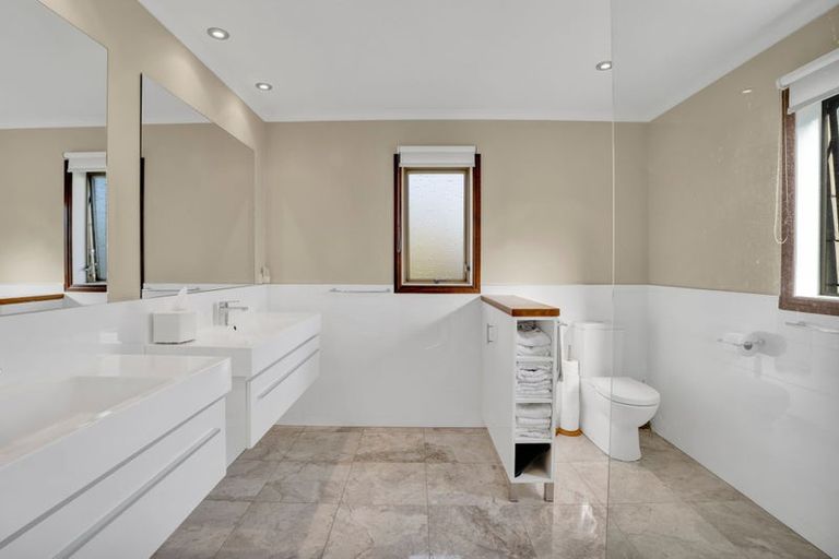 Photo of property in 97 Manutahi Road, Tarurutangi, New Plymouth, 4372