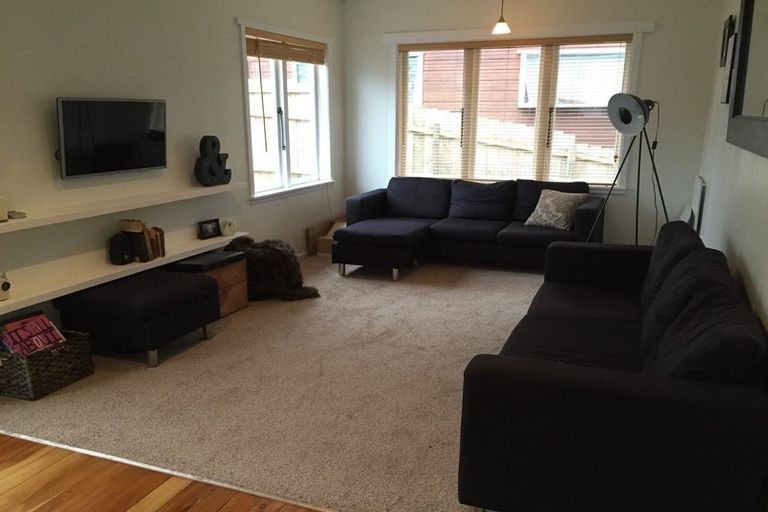 Photo of property in 13a Kinvig Place, Ranui, Auckland, 0612