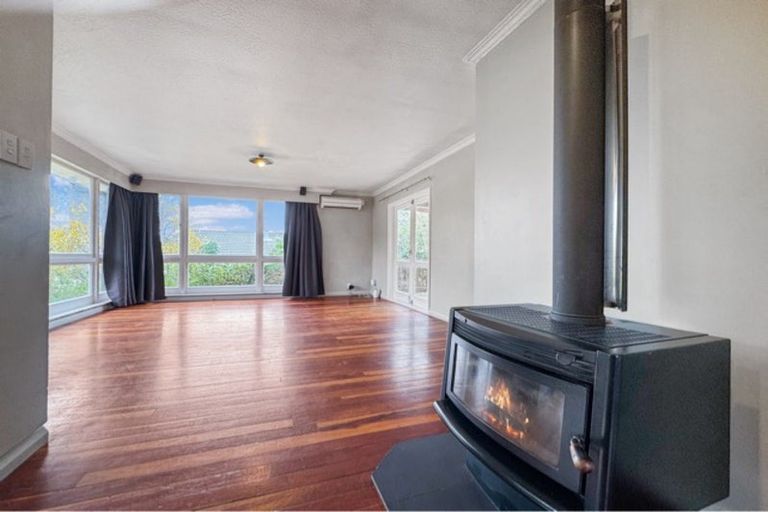Photo of property in 9 Kahikatea Lane, Brown Owl, Upper Hutt, 5018